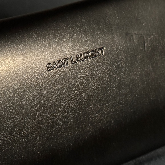 Saint Laurent sunglasses case - Picture 4 of 5